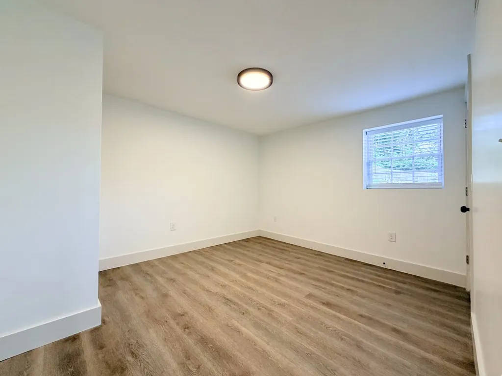 1353 Cardinal Avenue Nashville TN 37216