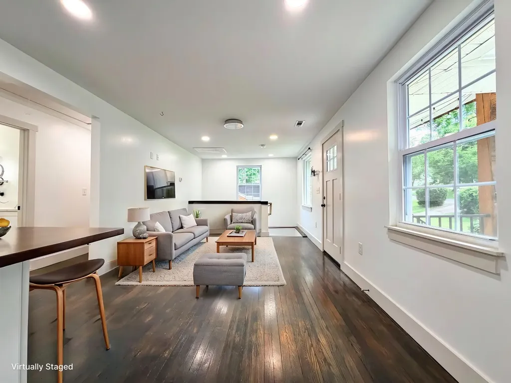 1353 Cardinal Avenue Nashville TN 37216