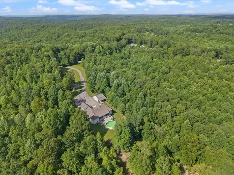 226 Walton Road Hampshire TN 38461