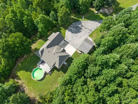 226 Walton Road Hampshire TN 38461