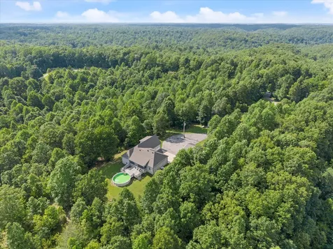 226 Walton Road Hampshire TN 38461