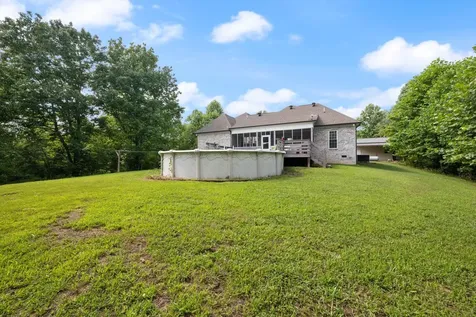 226 Walton Road Hampshire TN 38461