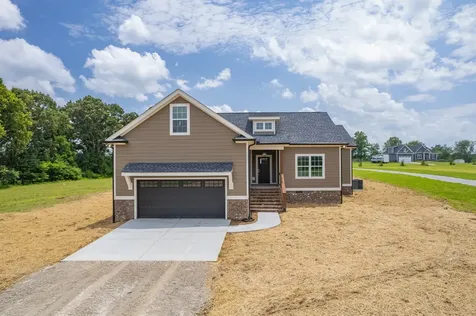 370 Dugout Road Summertown TN 38483
