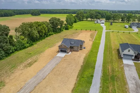 370 Dugout Road Summertown TN 38483