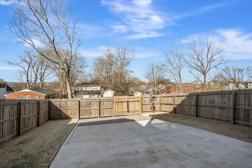 2318 Batavia Street Nashville TN 37208