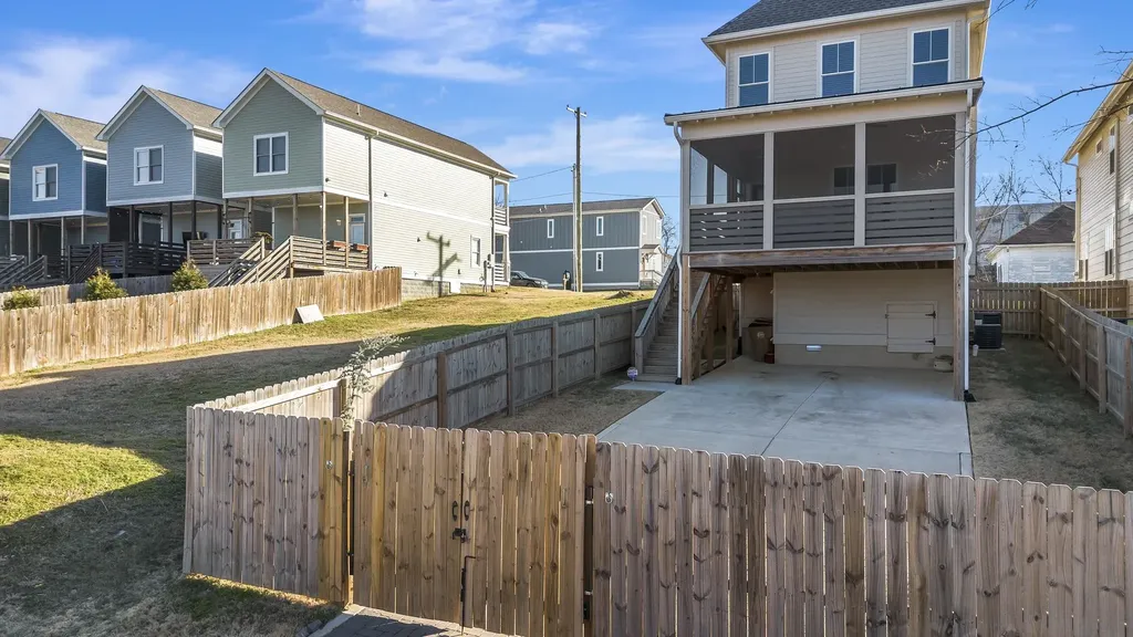 2318 Batavia Street Nashville TN 37208