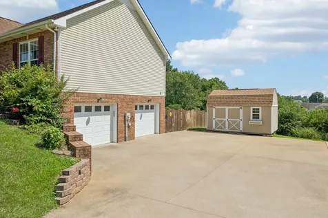 1007 Copper Kettle Circle Pleasant View TN 37146