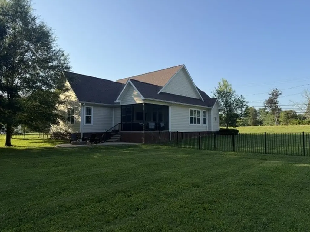 2425 Old Tullahoma Road Winchester TN 37398