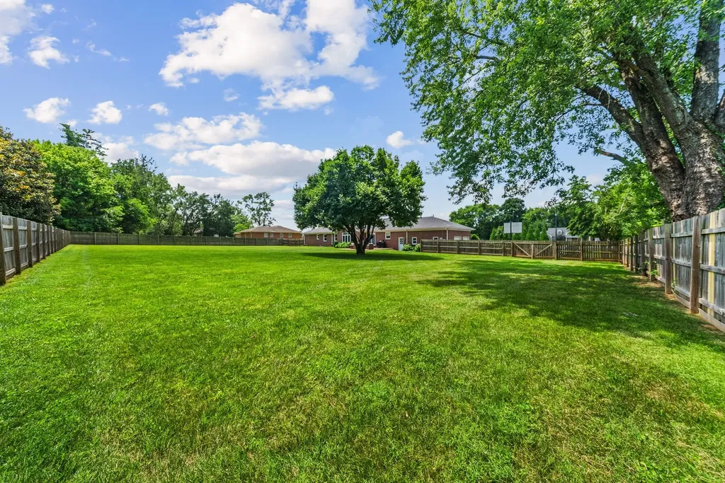 618 Hillsboro Road Franklin TN 37064