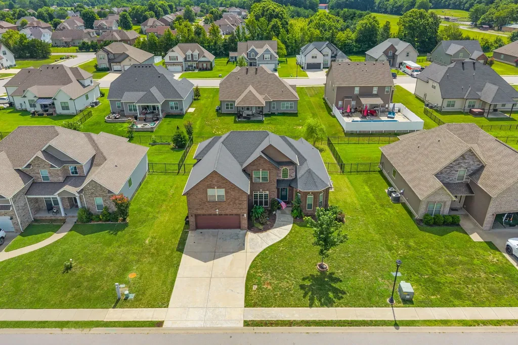 525 Bowden Drive Clarksville TN 37043