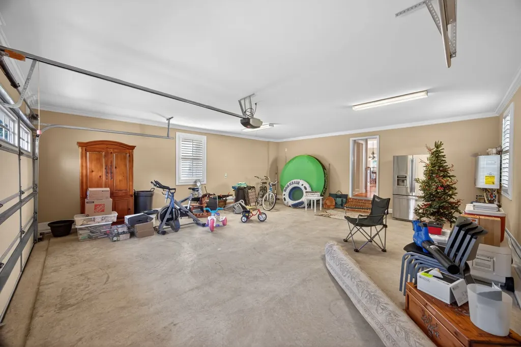 415 River Oaks Drive Sparta TN 38583