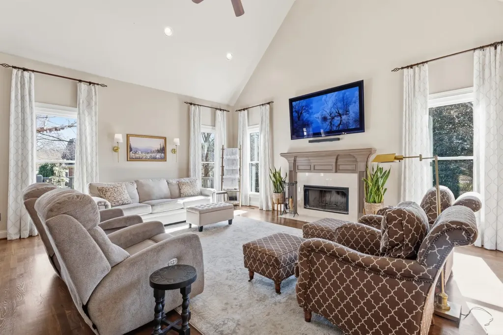 201 Lake Ridge Court Franklin TN 37069