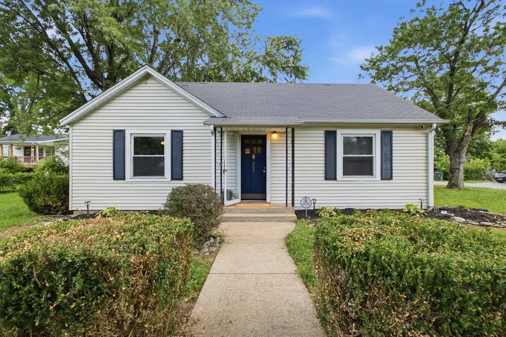 404 Gibson Street Portland TN 37148