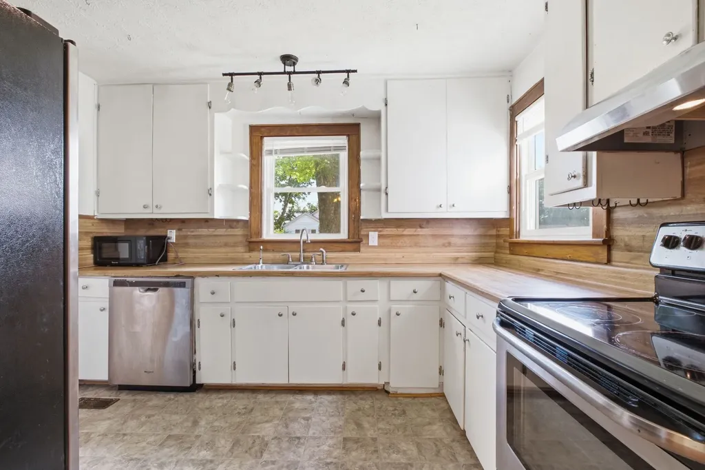 404 Gibson Street Portland TN 37148
