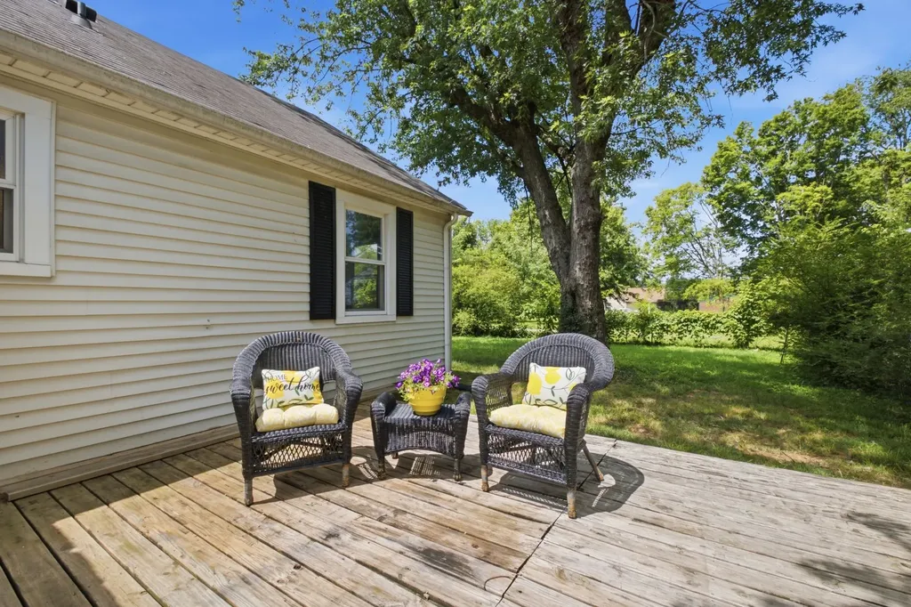 404 Gibson Street Portland TN 37148