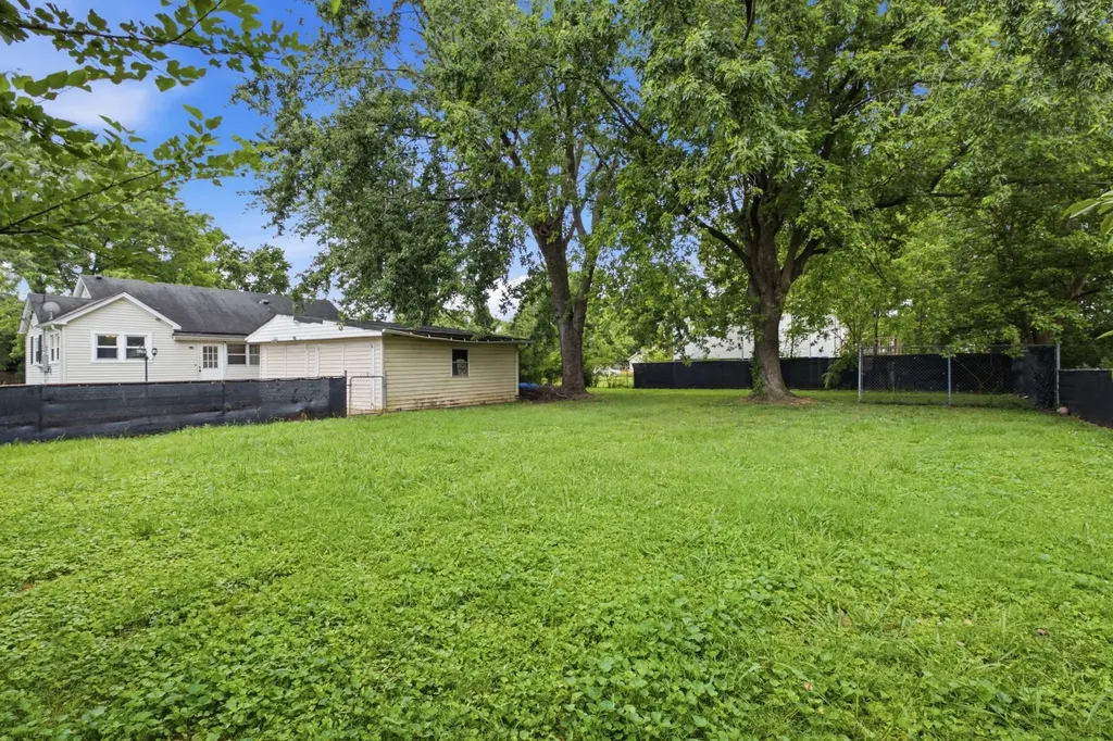 404 Gibson Street Portland TN 37148