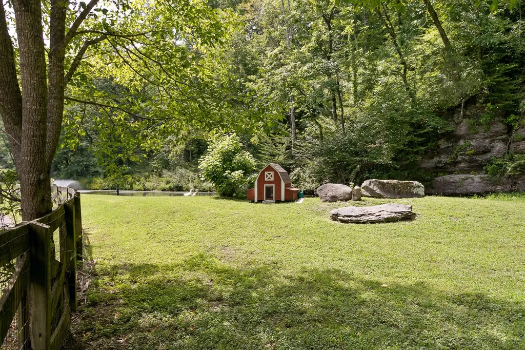 7330 S Harpeth Road Franklin TN 37064