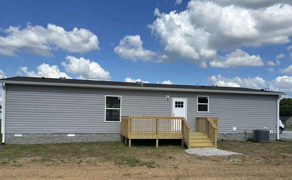 943 Hwy 64 West Lawrenceburg TN 38464
