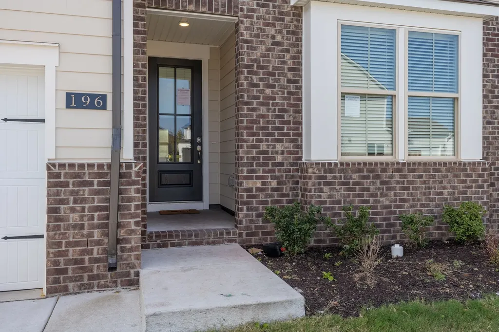 196 Parker Drive Antioch TN 37013