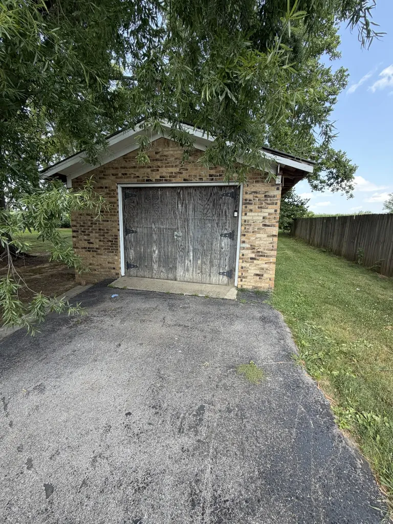 108 Riggs Avenue Portland TN 37148