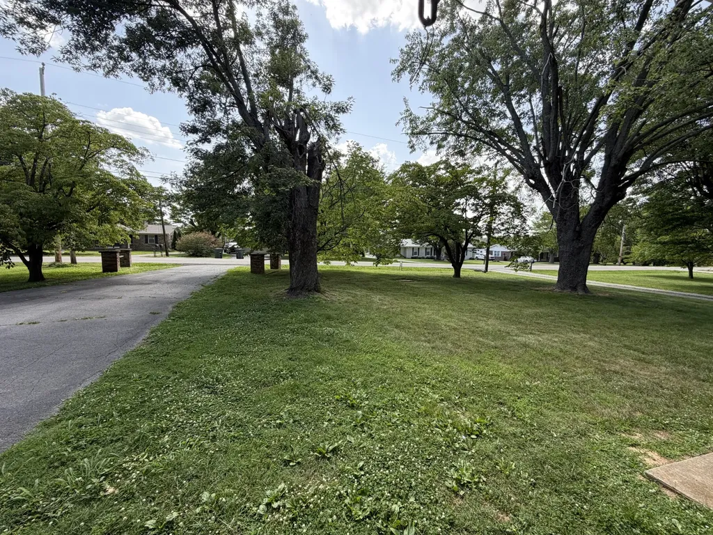 108 Riggs Avenue Portland TN 37148