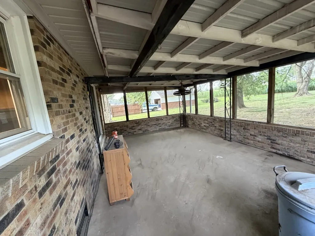 108 Riggs Avenue Portland TN 37148