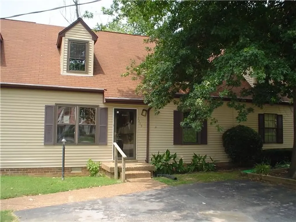 1115 Quail Ct, W Nashville TN 37214
