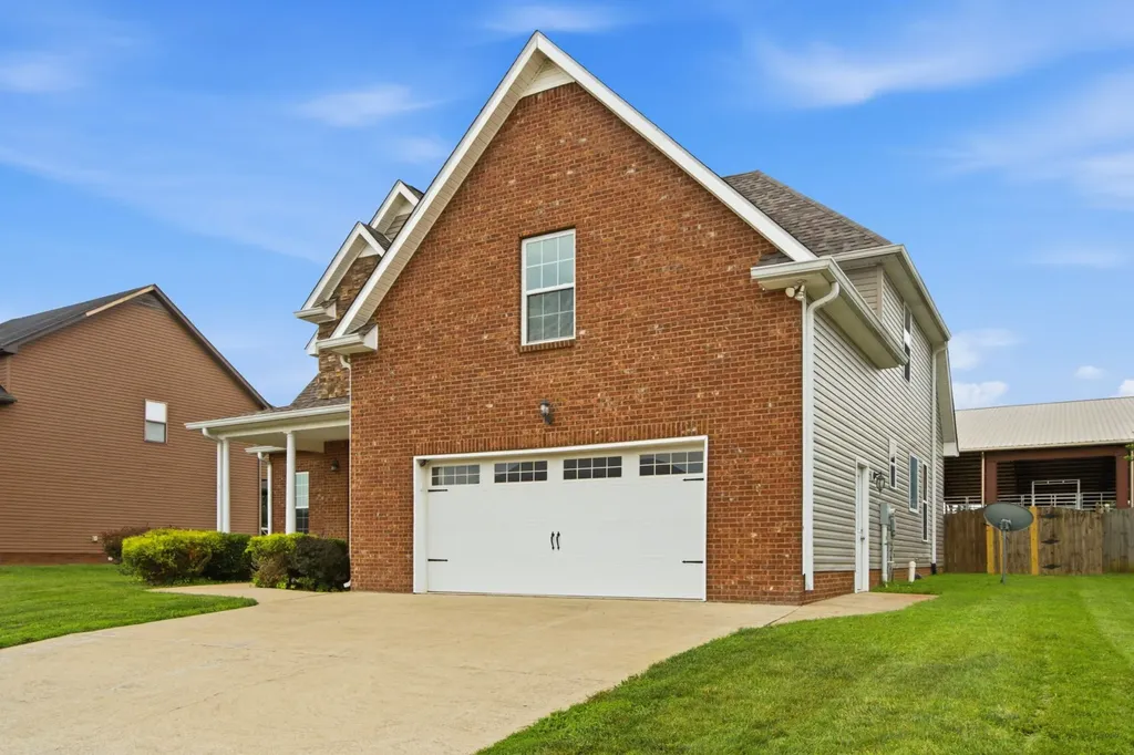 124 Covey Rise Circle Clarksville TN 37043