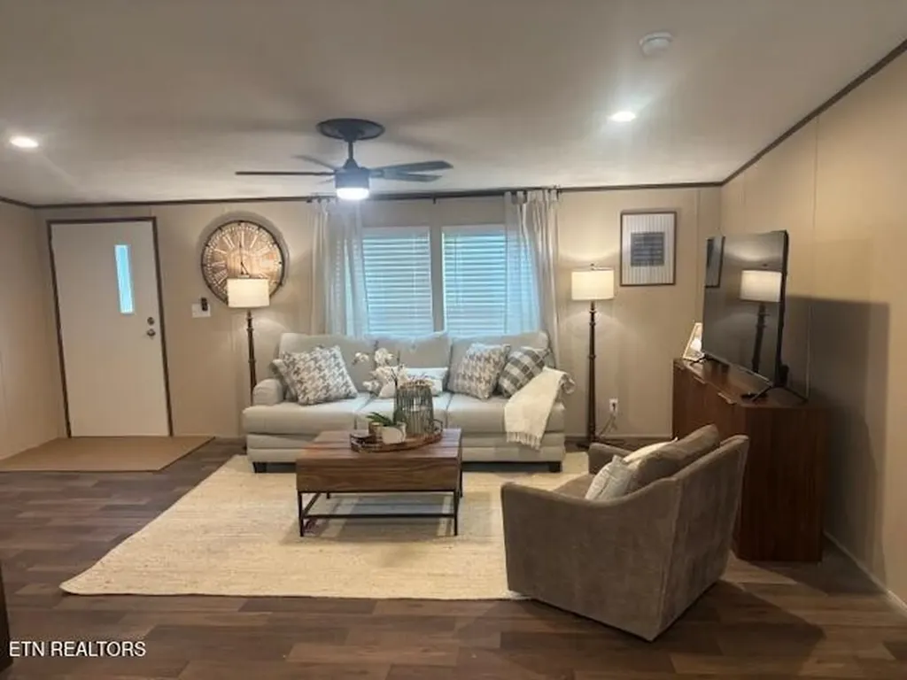 9106 Cherokee Trail Crossville TN 38572