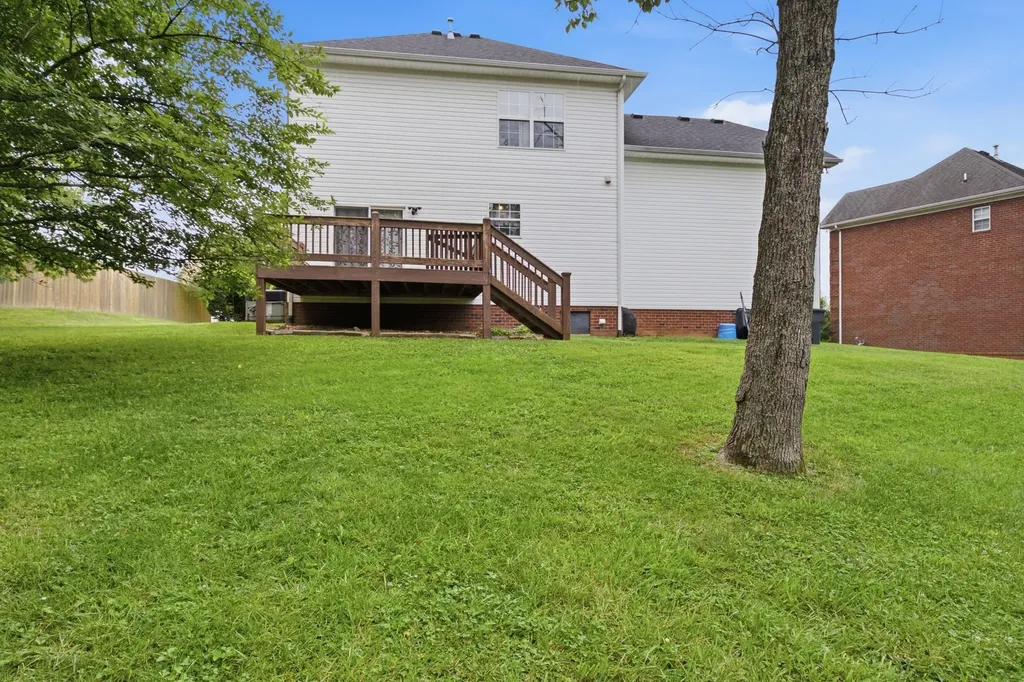 102 Bartlett Lane Hendersonville TN 37075