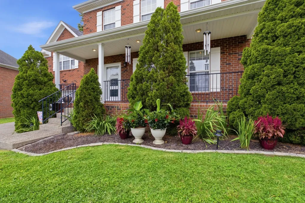 102 Bartlett Lane Hendersonville TN 37075