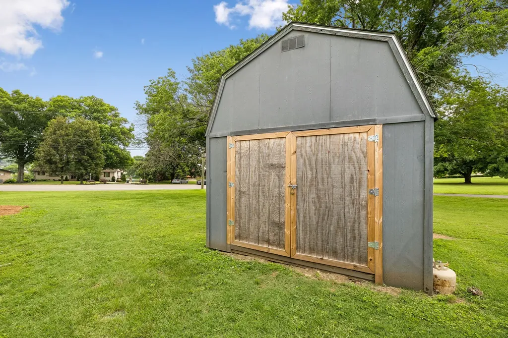 201 Brandywine Drive Old Hickory TN 37138