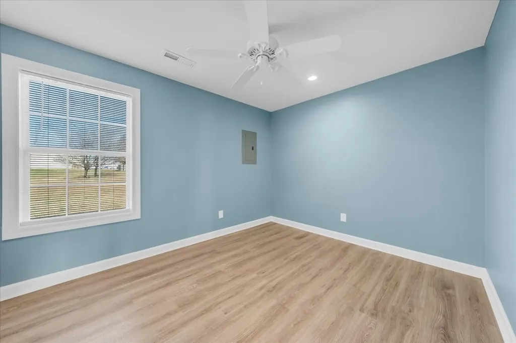 316C Weakley Creek Road Lawrenceburg TN 38464