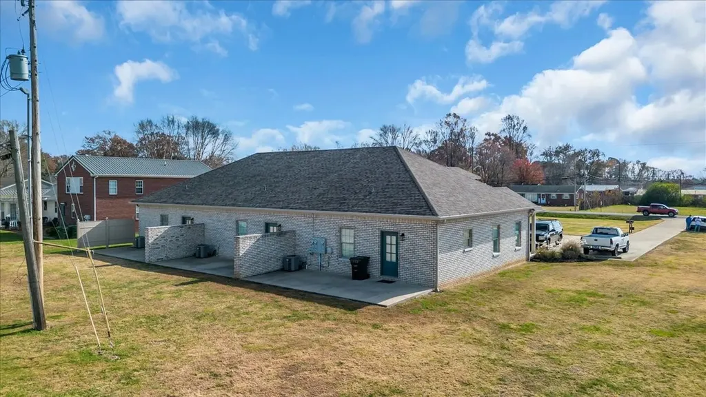 316C Weakley Creek Road Lawrenceburg TN 38464