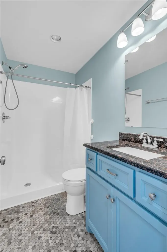 316B Weakley Creek Road Lawrenceburg TN 38464