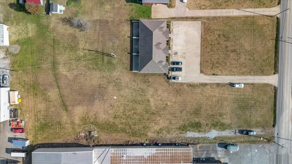 316B Weakley Creek Road Lawrenceburg TN 38464