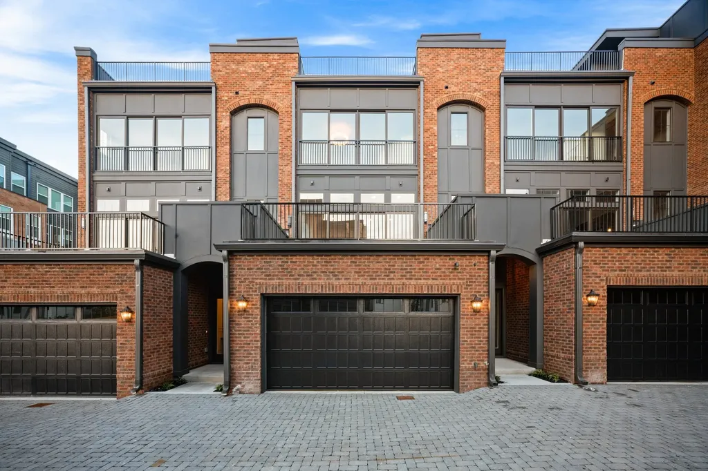1208C Hawkins Street Nashville TN 37203