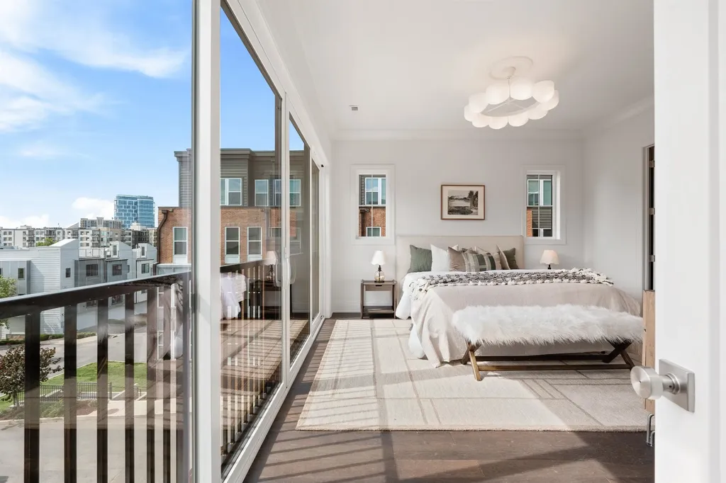 1208C Hawkins Street Nashville TN 37203