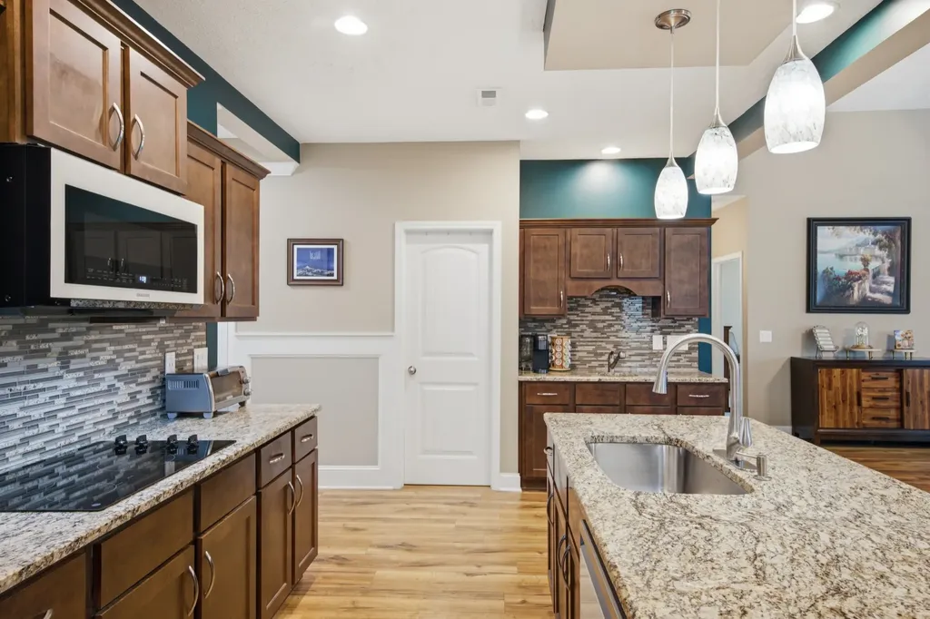 1024 Michaela Circle Clarksville TN 37043