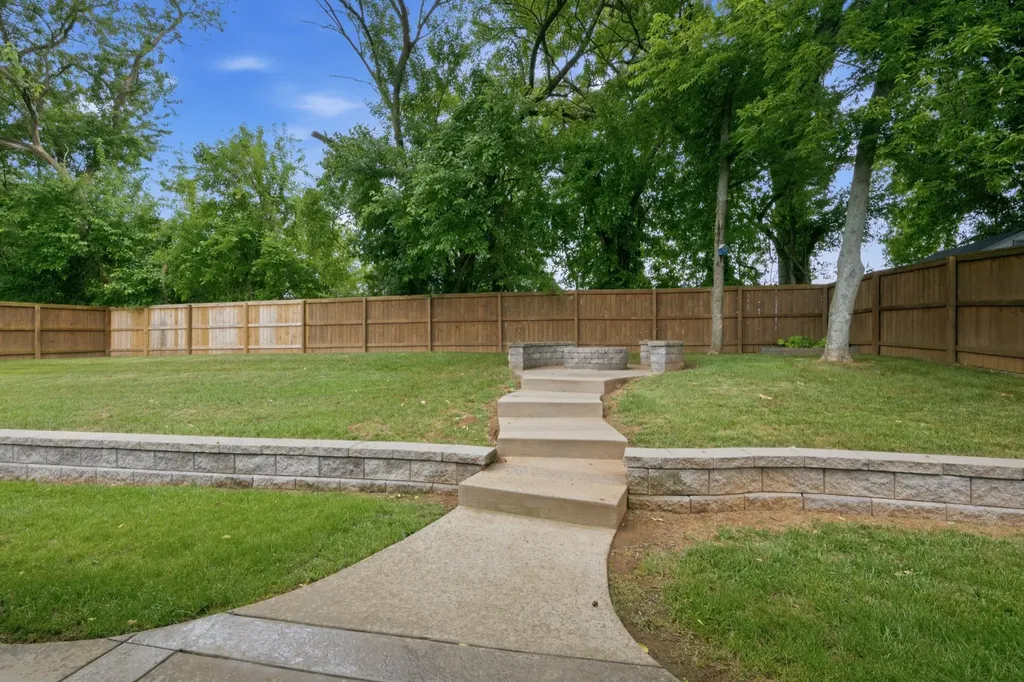 1024 Michaela Circle Clarksville TN 37043