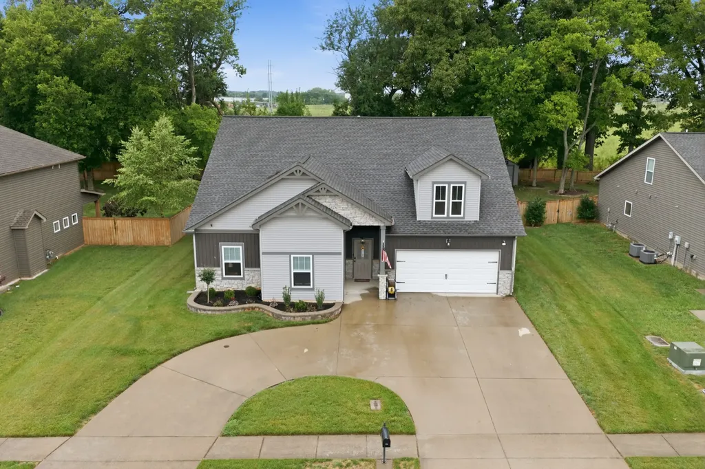 1024 Michaela Circle Clarksville TN 37043