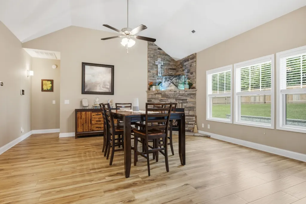 1024 Michaela Circle Clarksville TN 37043