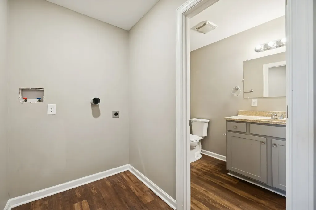 801 Poplar Avenue Springfield TN 37172