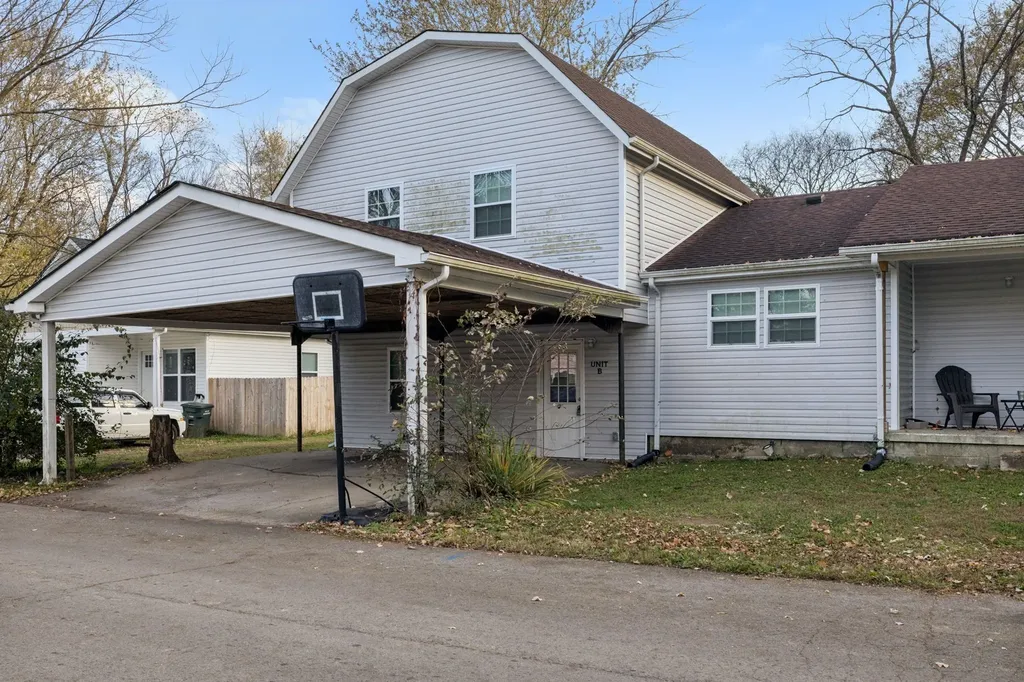 801 Poplar Avenue Springfield TN 37172