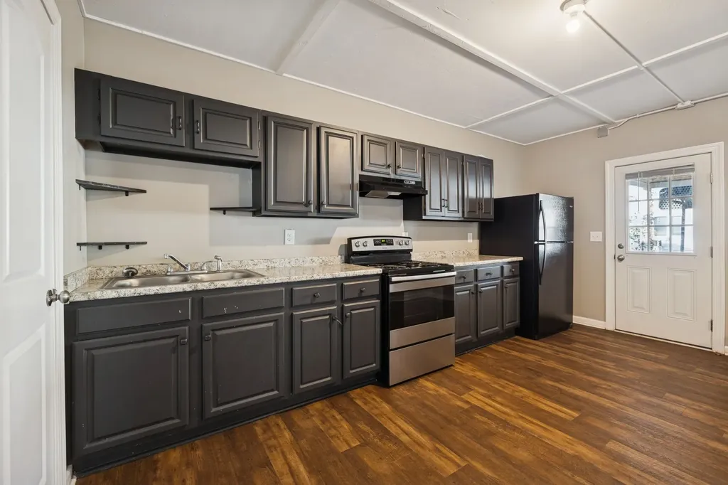 801 Poplar Avenue Springfield TN 37172