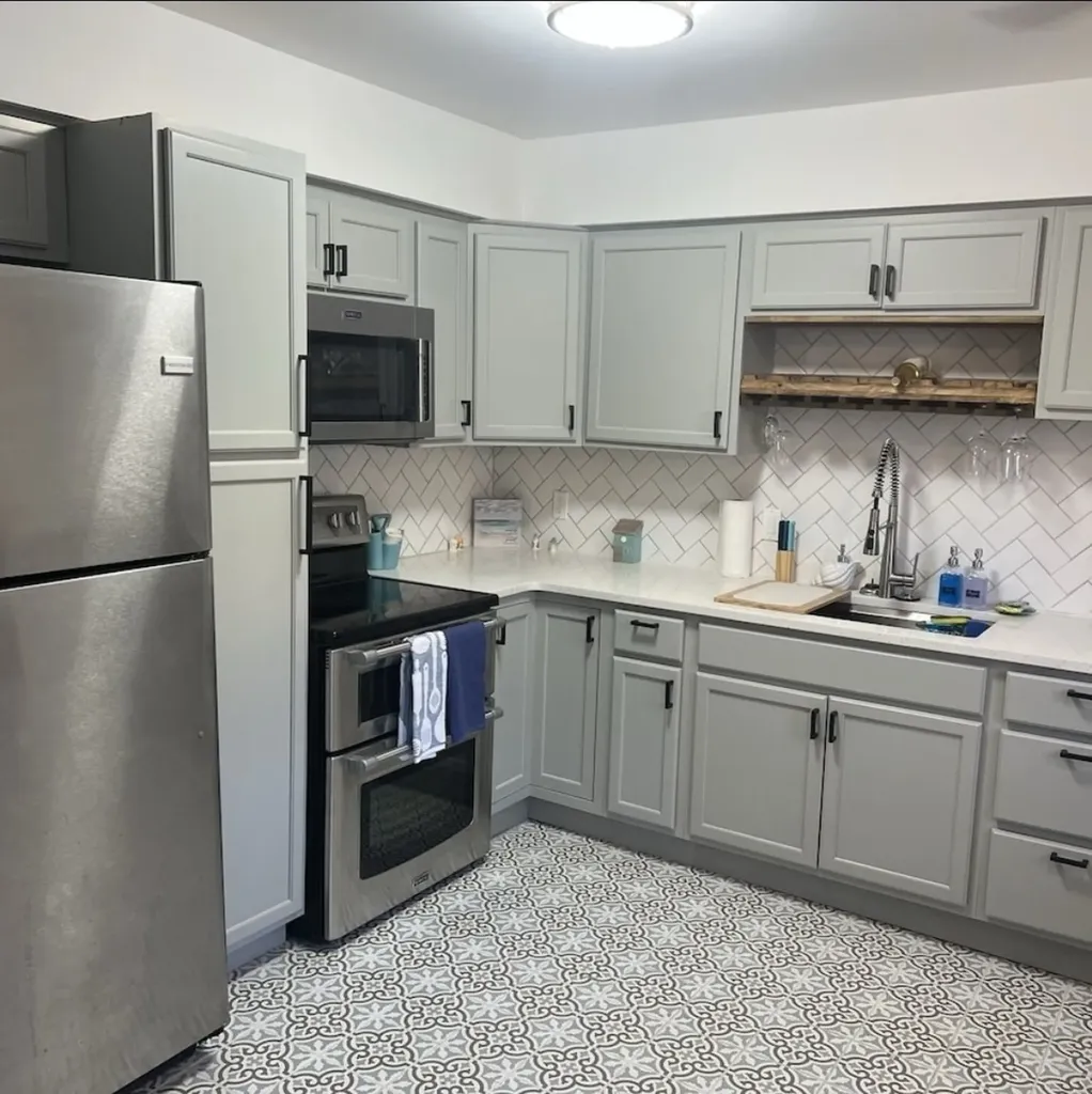 200 N Royal Oaks Boulevard Franklin TN 37067