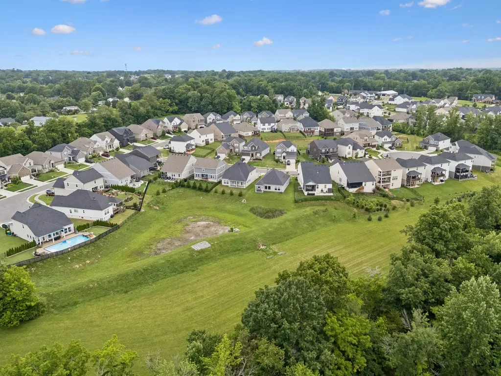 509 Stinson Court White House TN 37188