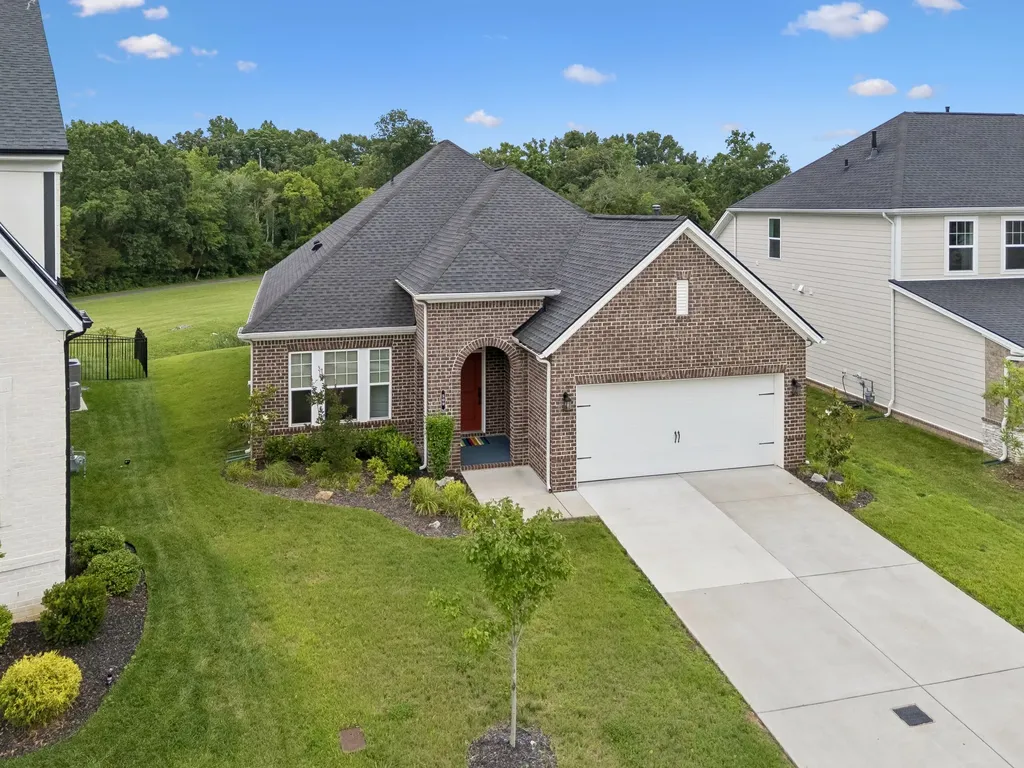 509 Stinson Court White House TN 37188