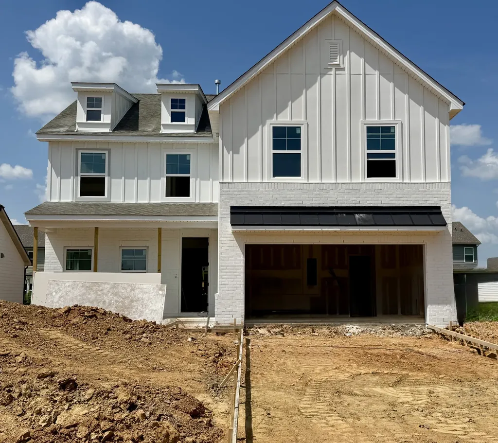 2151 Layla Lane White House TN 37188