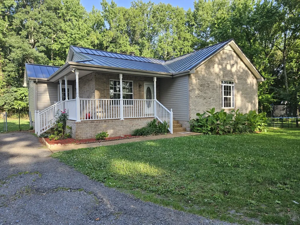 121 Timberwood Drive Portland TN 37148